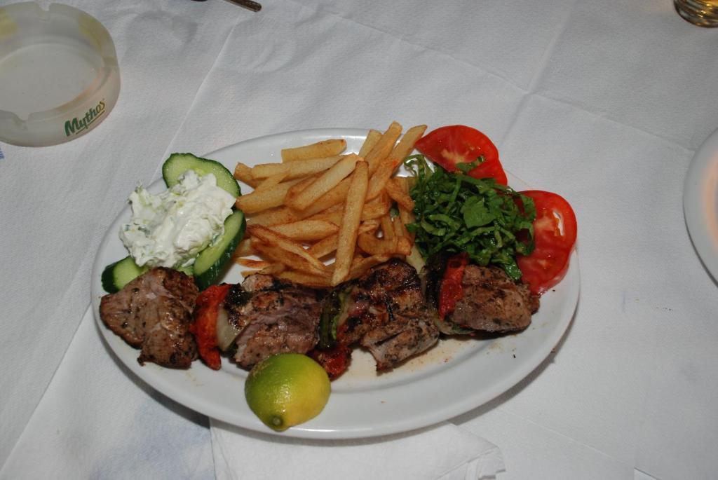 公寓 Socrates Apartmens & Restaurant