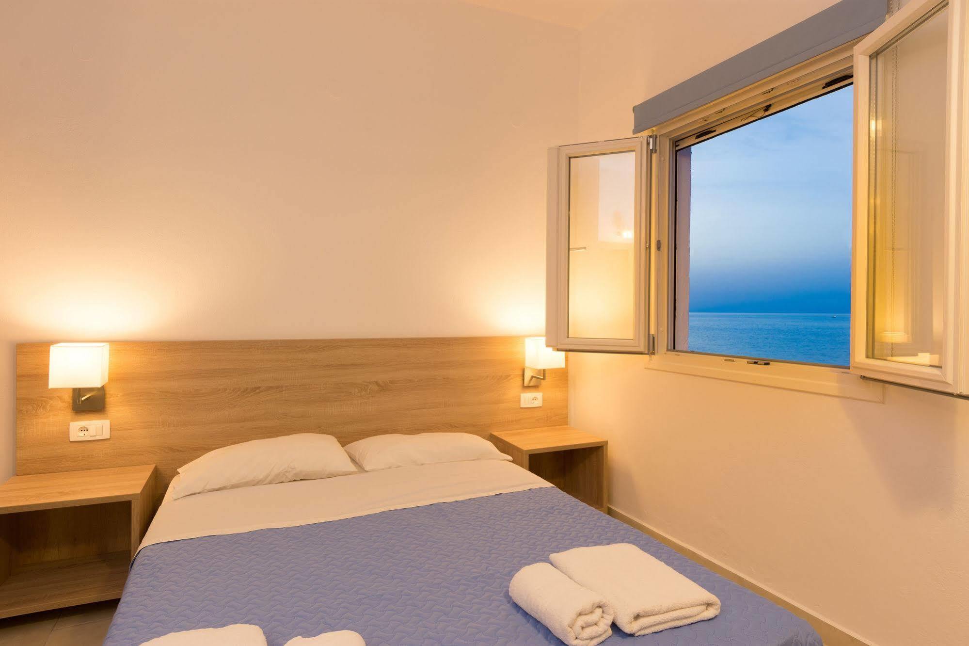公寓 Socrates Apartmens & Restaurant Mílatos