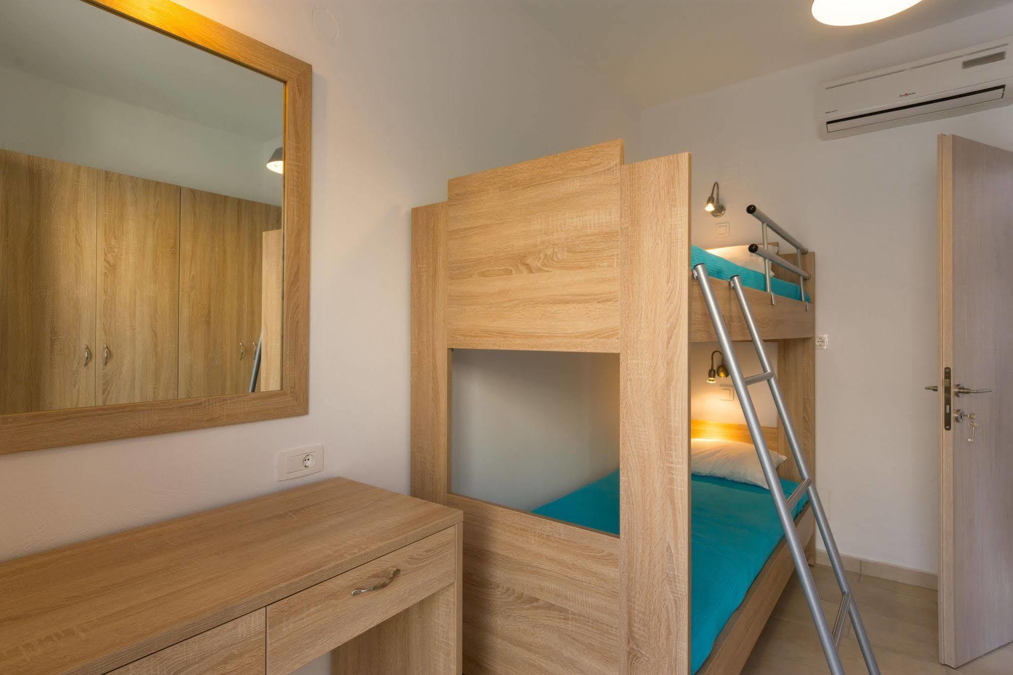 Socrates Apartmens & Restaurant 公寓 Mílatos