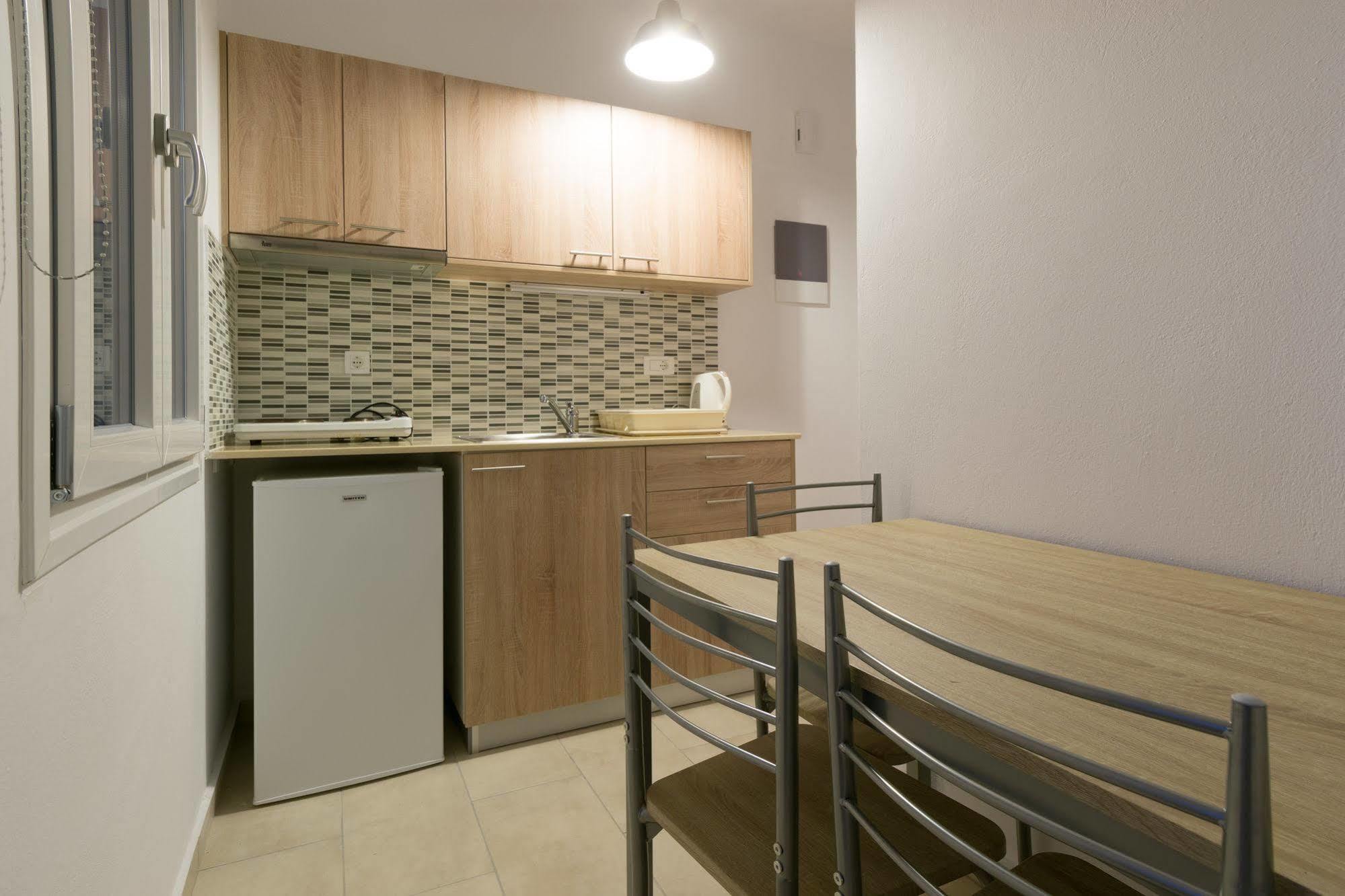 Socrates Apartmens & Restaurant 公寓 Mílatos